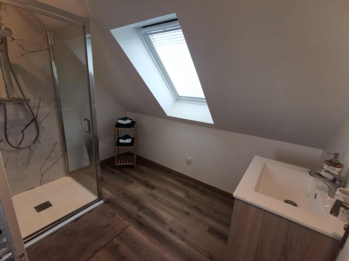 Les Pommiers Duplex Cosy Tout Confort Dans Maison Neuve Avec Terrasse Entree Independante 5 Mn De Bayeux Et 10 Mn Plage Du Debarquement Sommervieu Exteriör bild